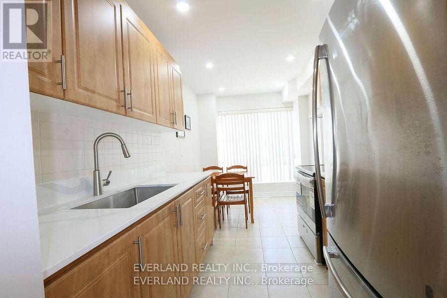 9 - 8 Liszt Gate, Toronto (Hillcrest Village), Ontario  M2H 1G7 - Photo 14 - C12164342