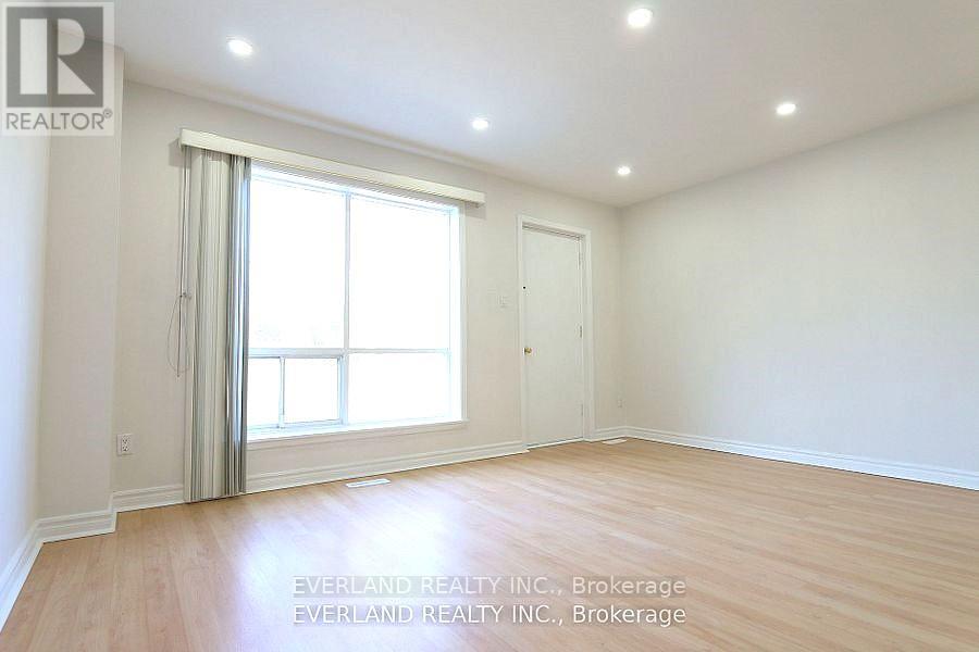 9 - 8 Liszt Gate, Toronto (Hillcrest Village), Ontario  M2H 1G7 - Photo 22 - C12164342