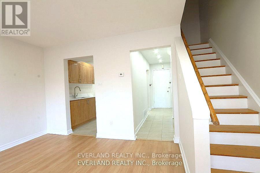 9 - 8 Liszt Gate, Toronto (Hillcrest Village), Ontario  M2H 1G7 - Photo 26 - C12164342
