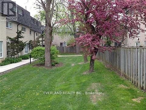 9 - 8 Liszt Gate, Toronto (Hillcrest Village), Ontario  M2H 1G7 - Photo 27 - C12164342
