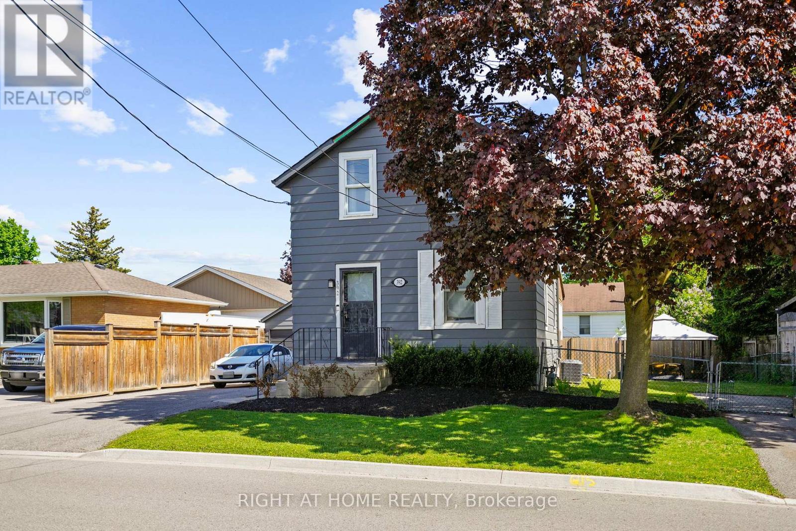 Property at 392 STOUFFER STREET image 4
