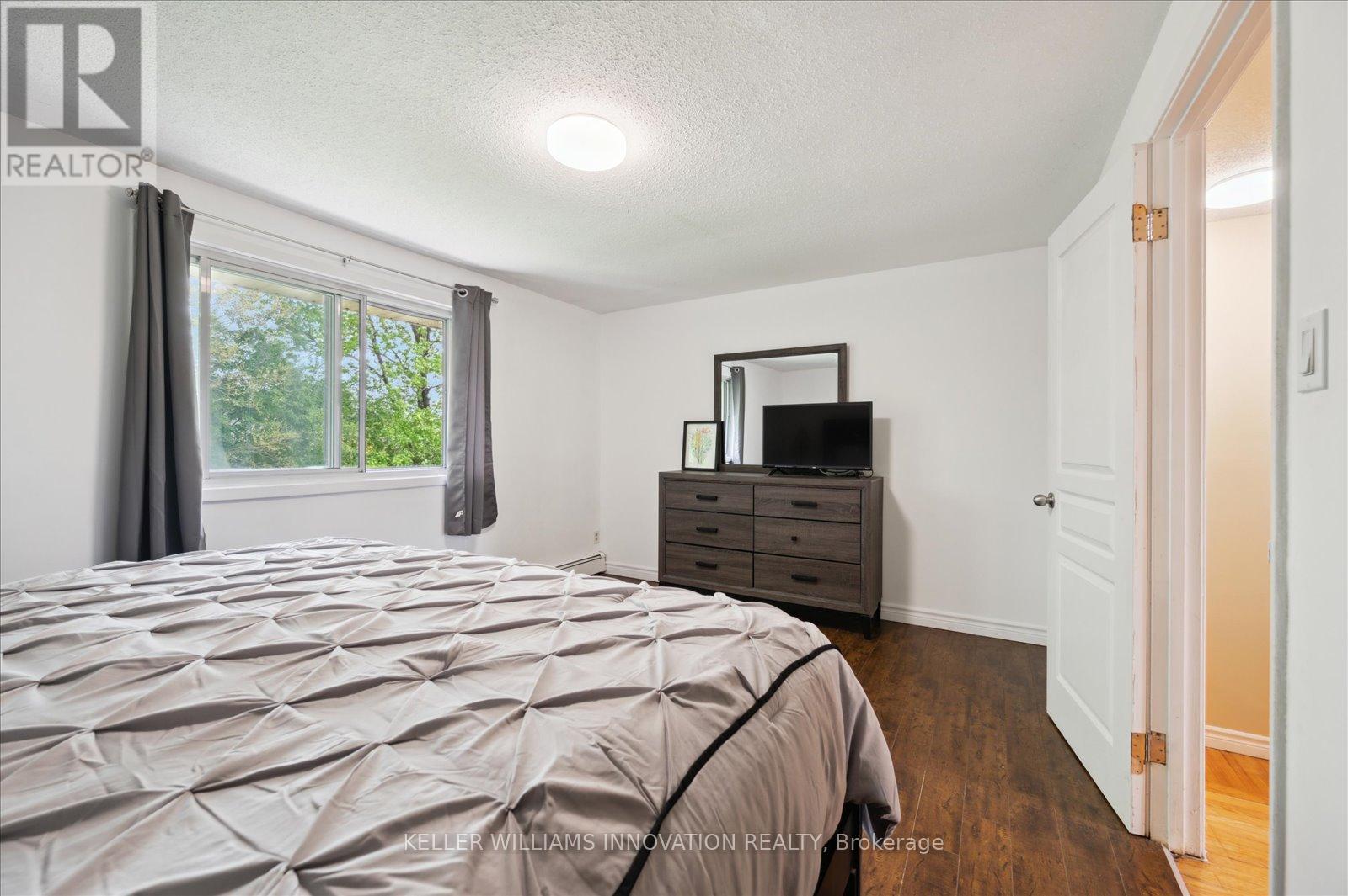 33 - 293 Fairway Road N, Kitchener, Ontario  N2A 2P1 - Photo 15 - X12164375