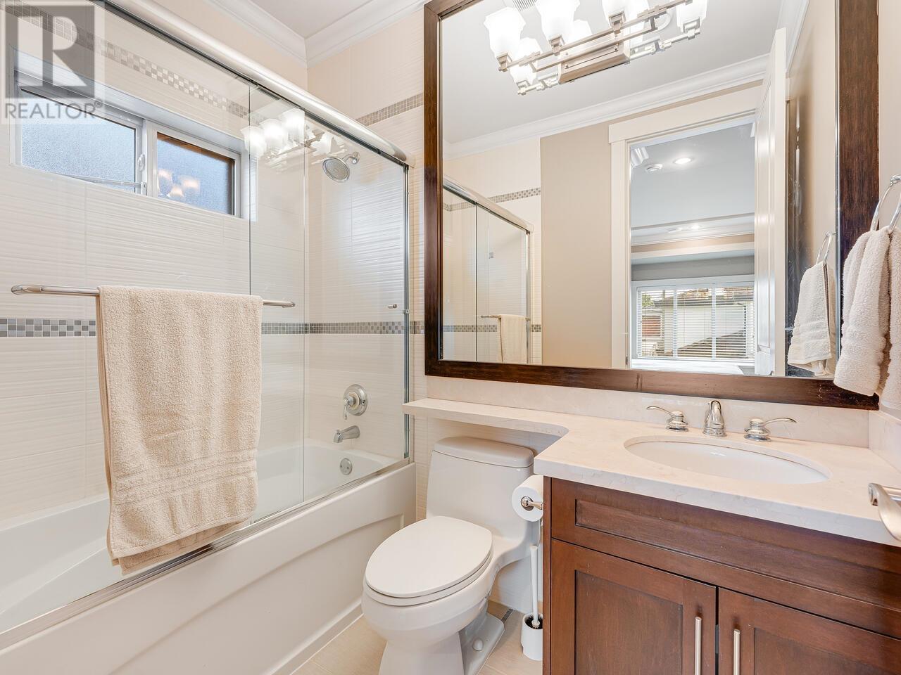 3780 Royalmore Avenue, Richmond, British Columbia  V7C 1P6 - Photo 21 - R3003688