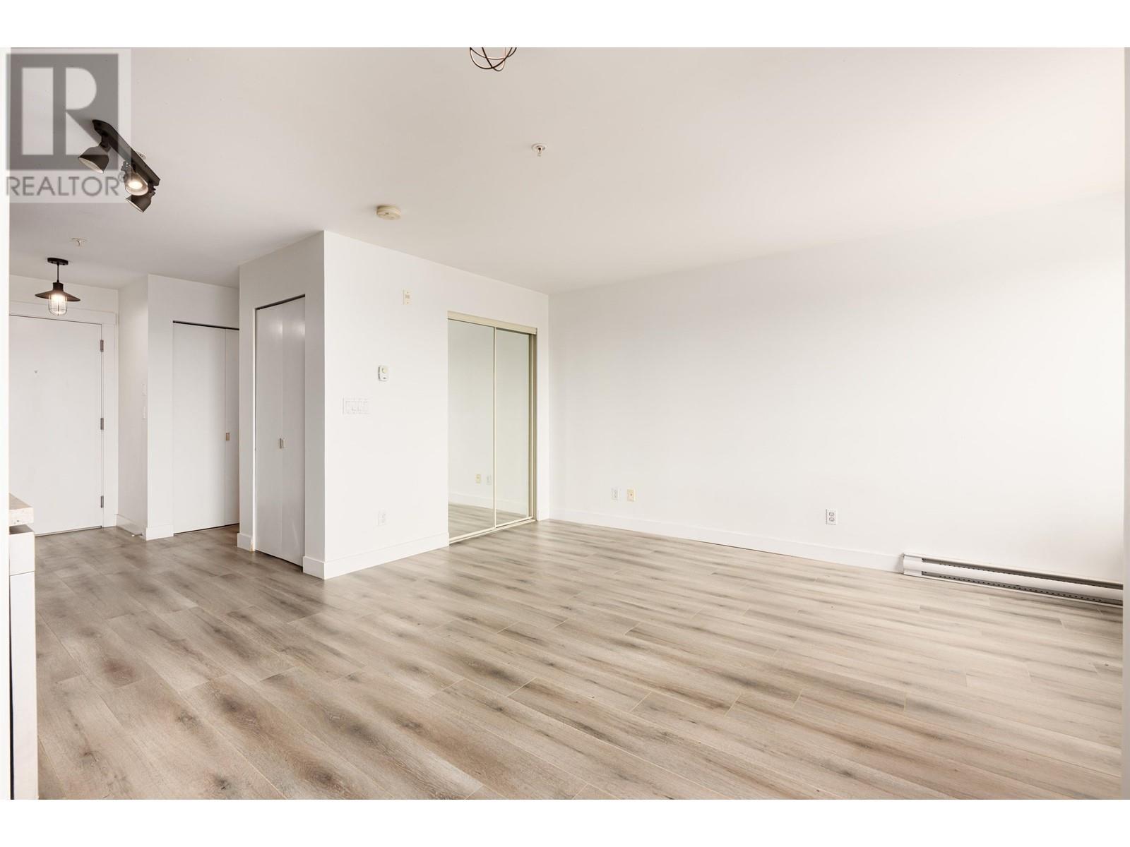 302 7738 Edmonds Street, Burnaby, British Columbia  V3N 1B8 - Photo 8 - R3005443
