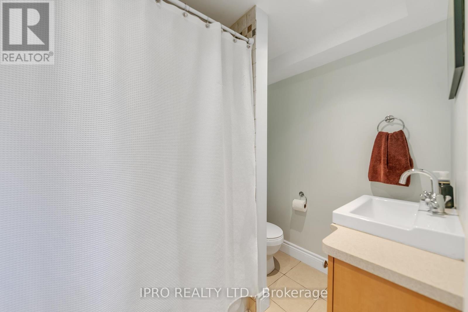 44 Rodcliff Road, New Tecumseth, Ontario  L0G 1W0 - Photo 37 - N12164390