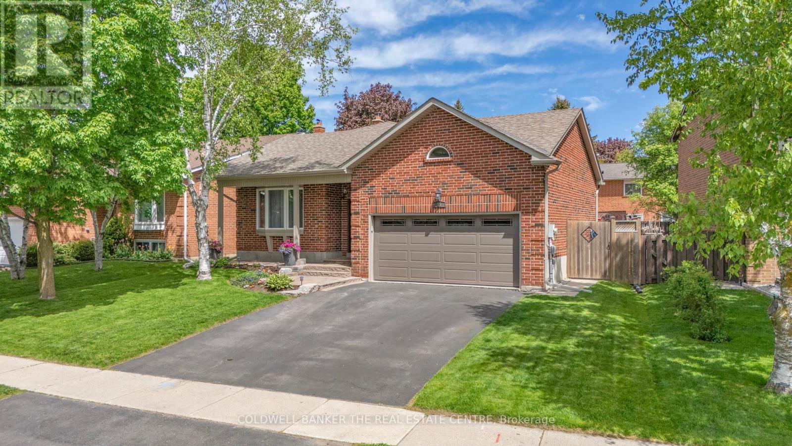 55 KINGSTON ROAD, newmarket (bristol-london), Ontario