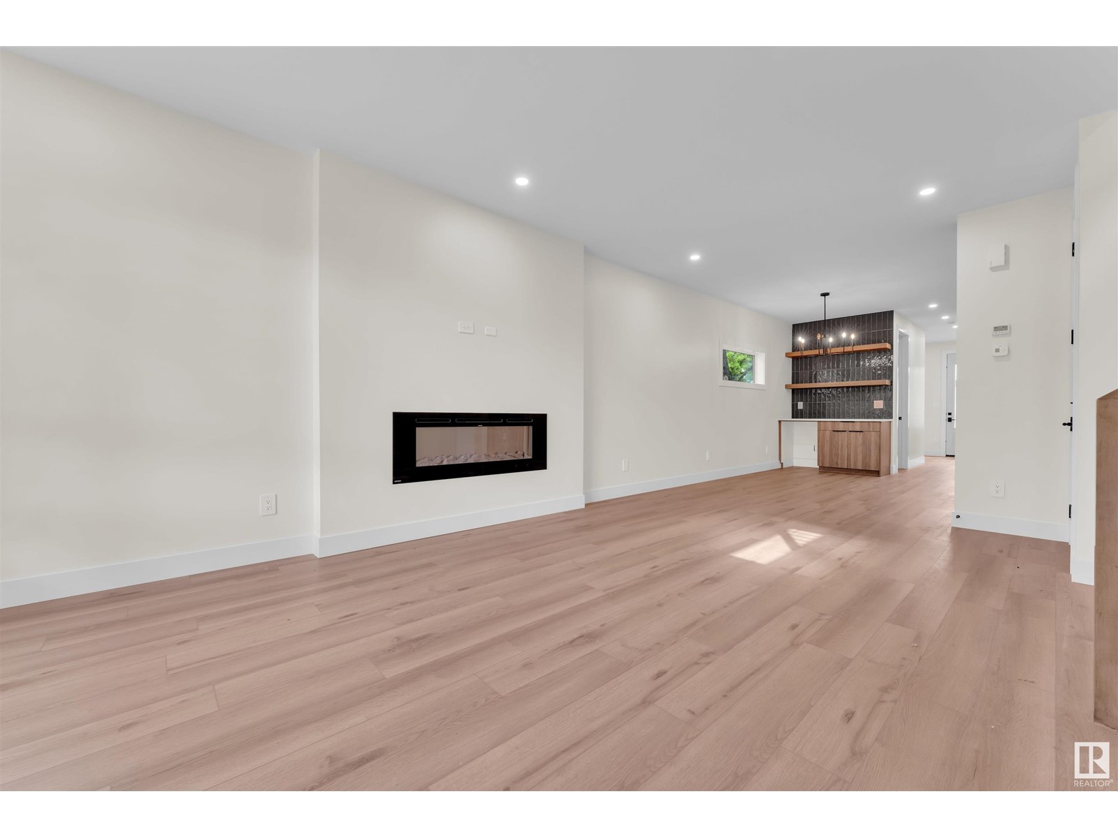 Property at 10725 132 ST NW image 4