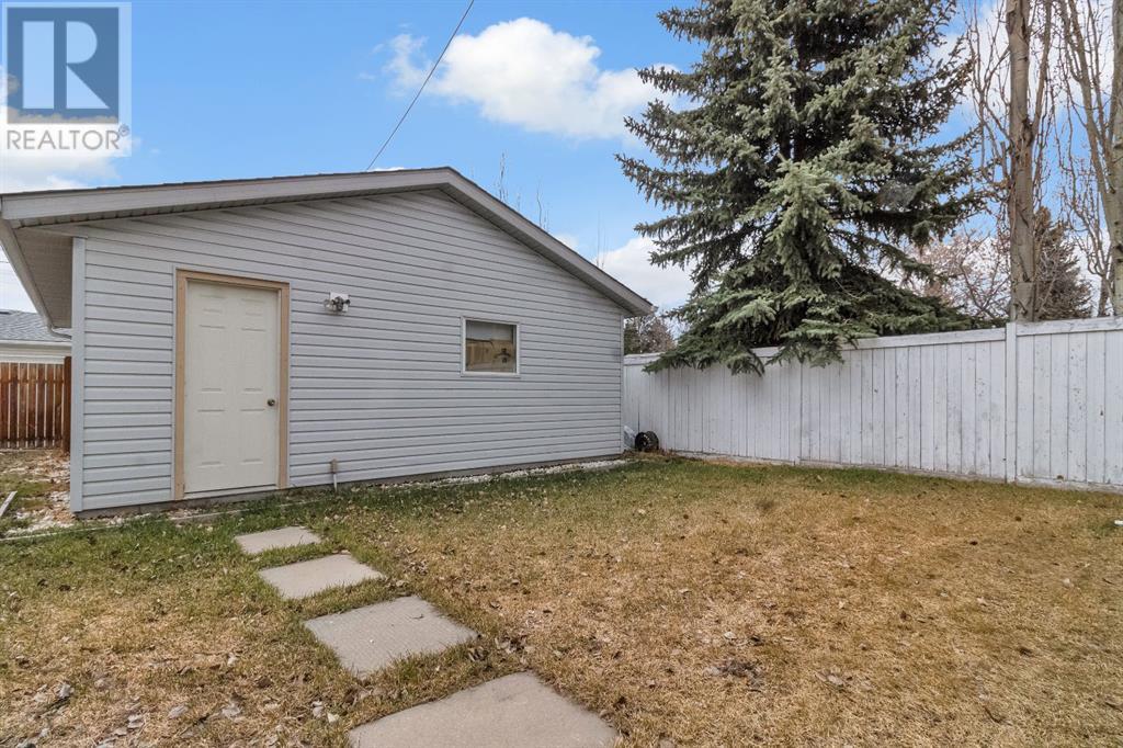 284 Acadia Drive Se, Calgary, Alberta  T2J 0A7 - Photo 36 - A2213074