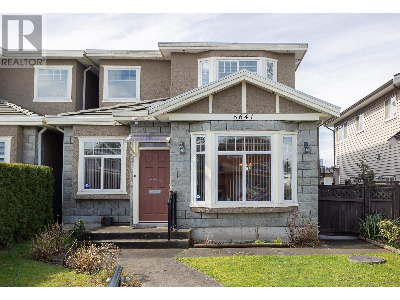 6641 Sperling Avenue, Burnaby, British Columbia  V5B 2V3 - Photo 1 - R2982977