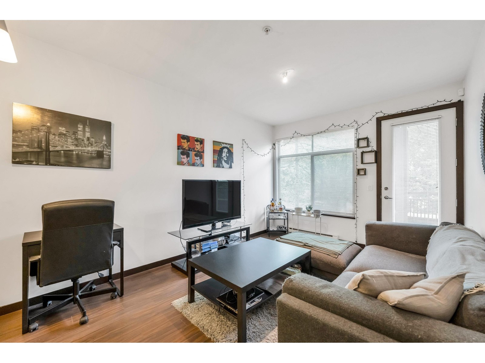 210 10499 University Drive, Surrey, British Columbia  V3T 0A4 - Photo 3 - R3004198