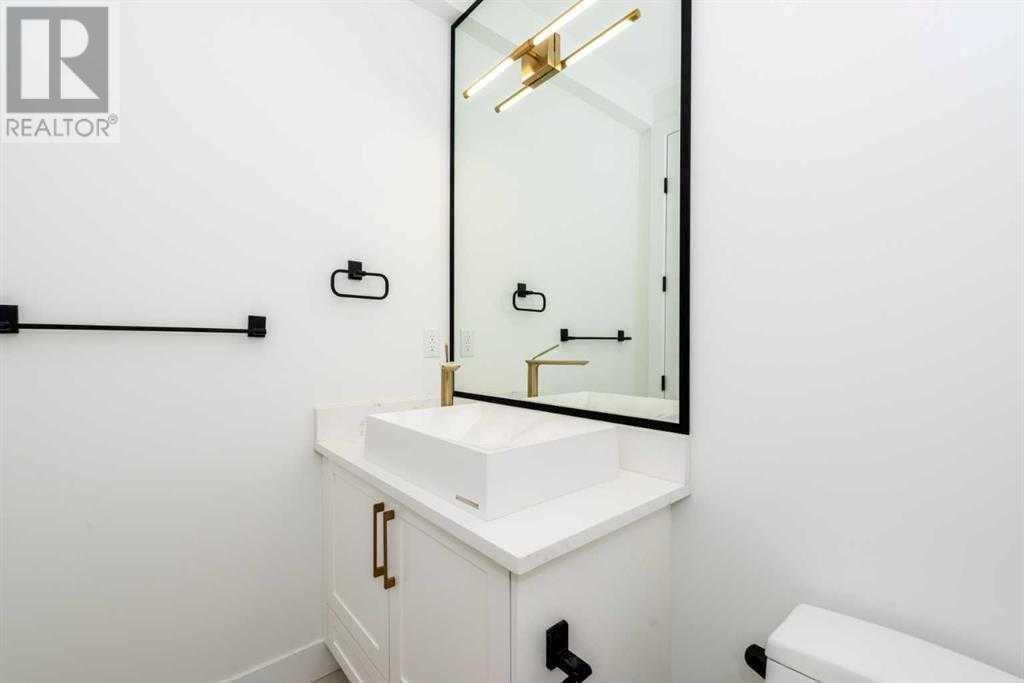 105 Hartford Road Nw, Calgary, Alberta  T2K 2A7 - Photo 14 - A2211962