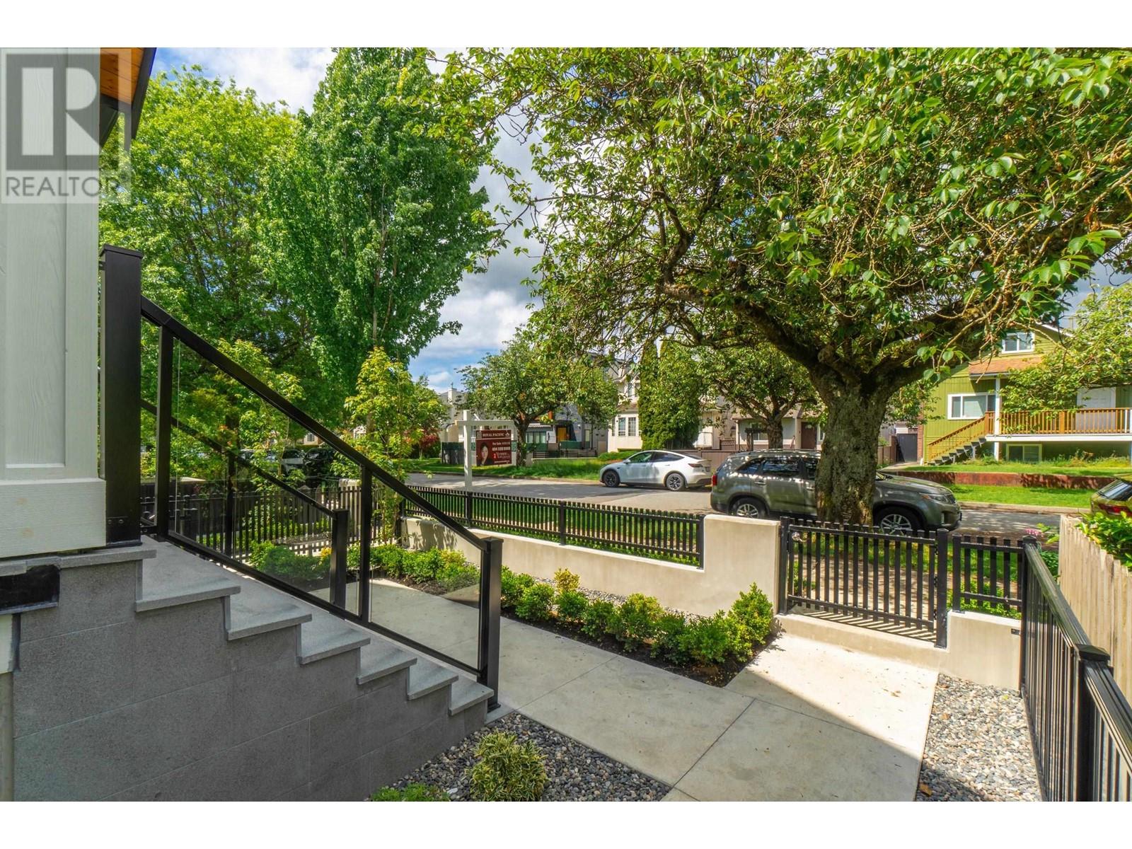 1554 W 66th Avenue, Vancouver, British Columbia  V6P 2R9 - Photo 13 - R3004375