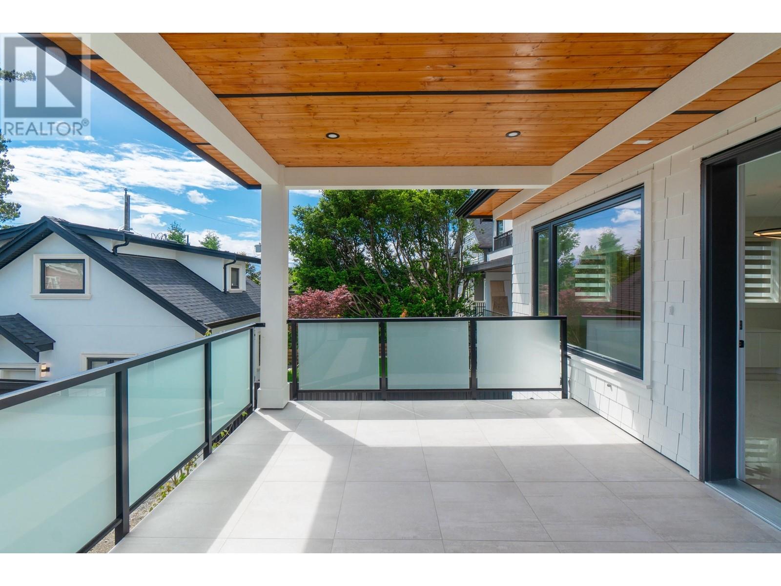 1554 W 66th Avenue, Vancouver, British Columbia  V6P 2R9 - Photo 12 - R3004375
