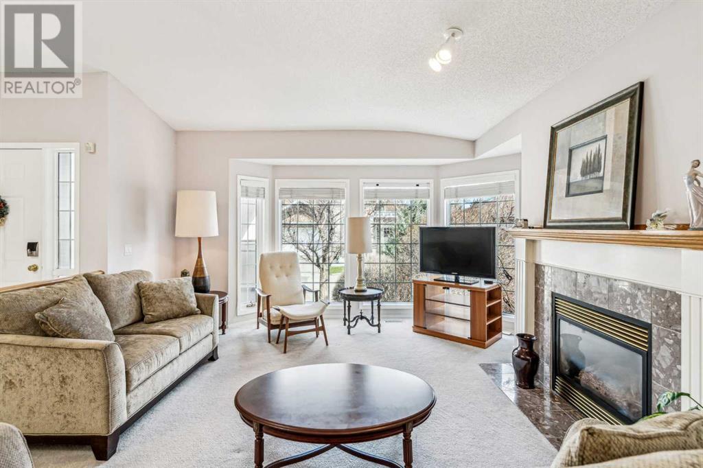 Property at 76 Christie Gardens SW image 2