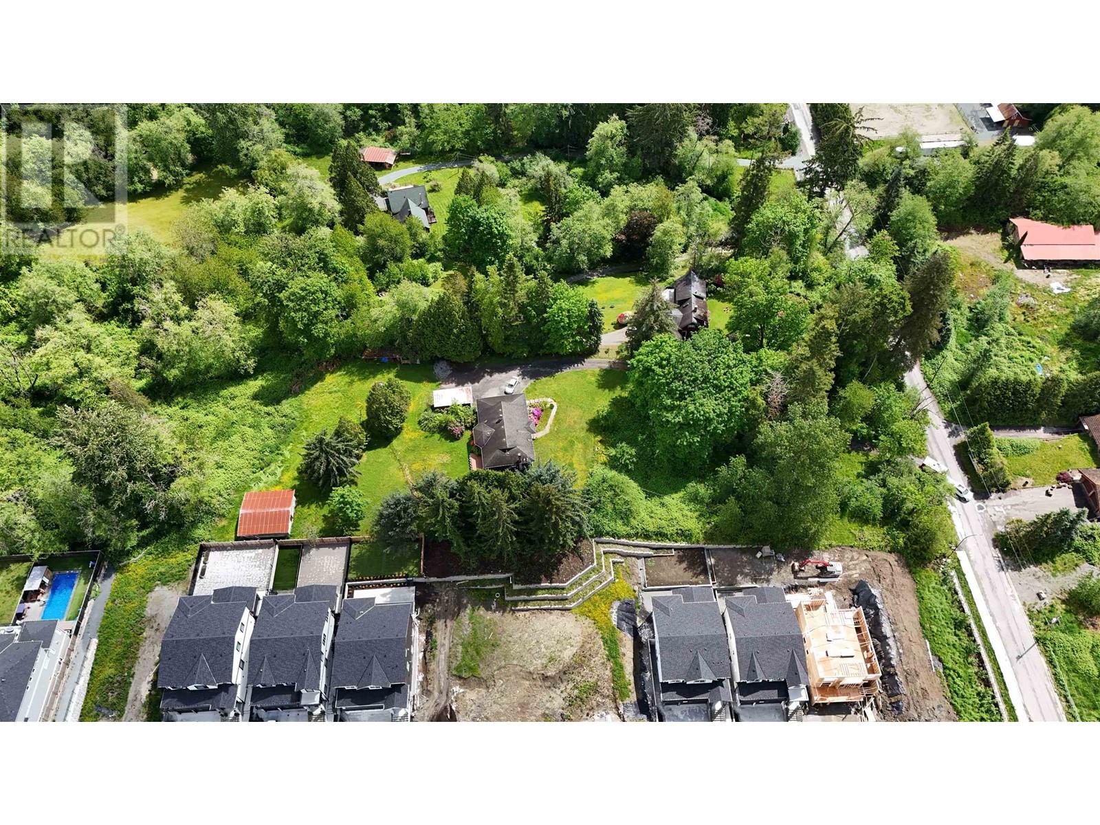 24221 110 Avenue, Maple Ridge, British Columbia  V2W 1H7 - Photo 3 - R3004191
