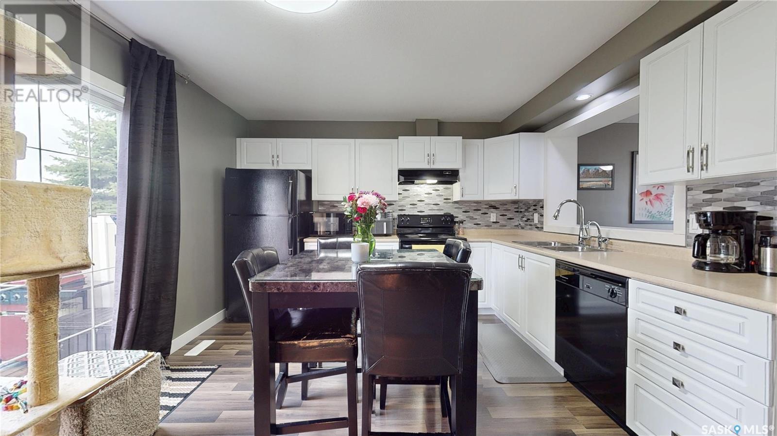 1272 Wessex Place, Regina, Saskatchewan  S4N 7S2 - Photo 8 - SK006713