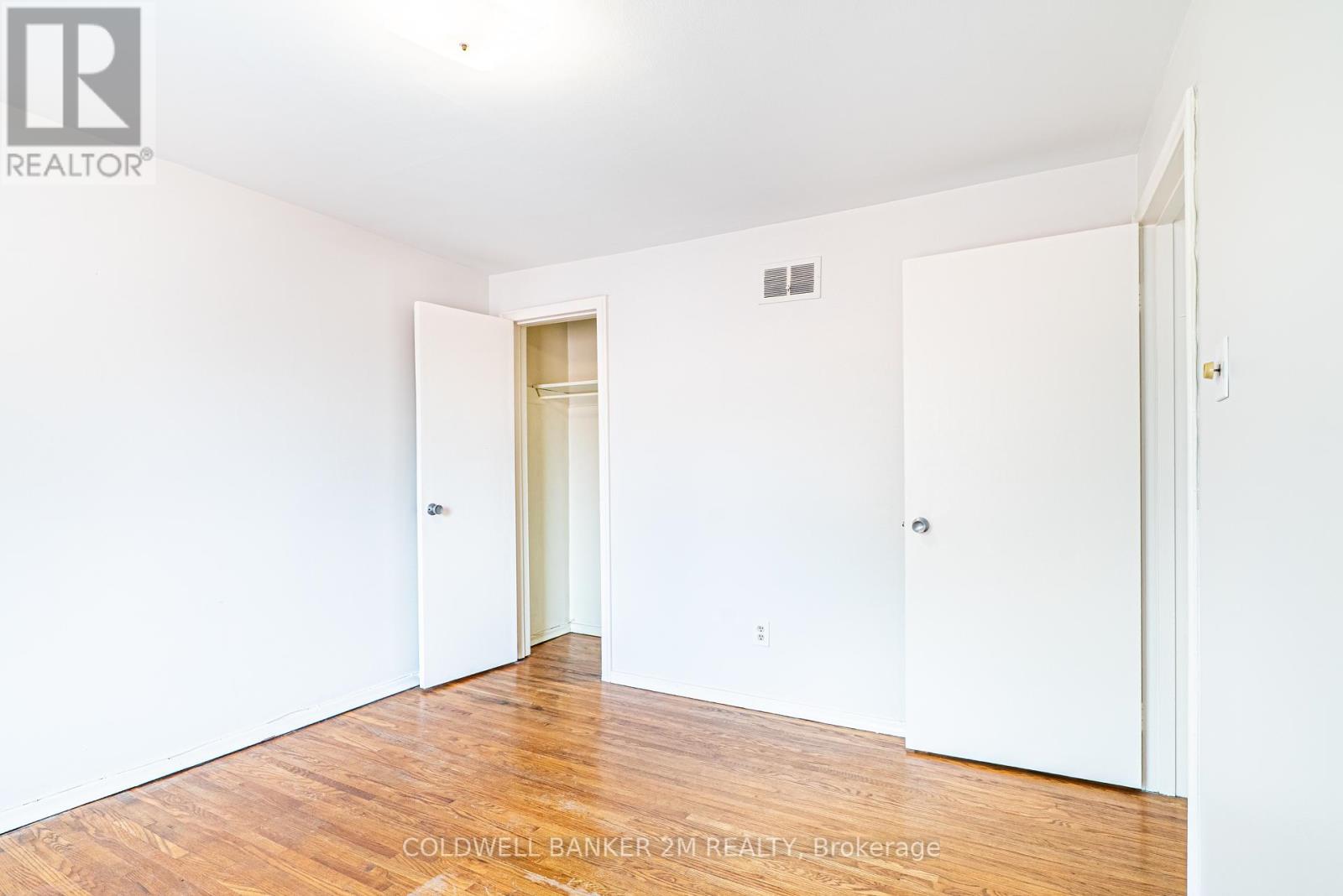 282 The East Mall, Toronto (Islington-City Centre West), Ontario  M9B 3Z3 - Photo 21 - W12135047