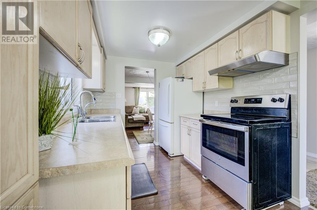 155 Bankside Drive, Kitchener, Ontario  N2N 3E4 - Photo 7 - 40730732
