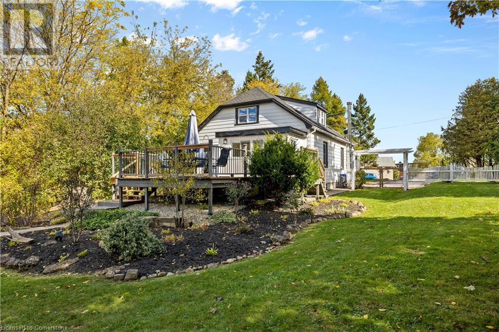 Property at 16 NORMAN Lane image 4