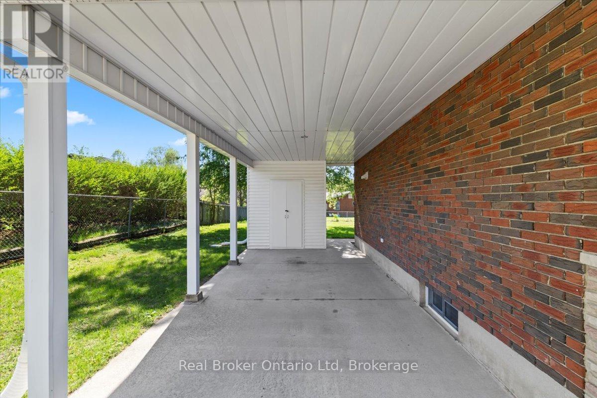158 6th Avenue, Hanover, Ontario  N4N 2E4 - Photo 32 - X12164501