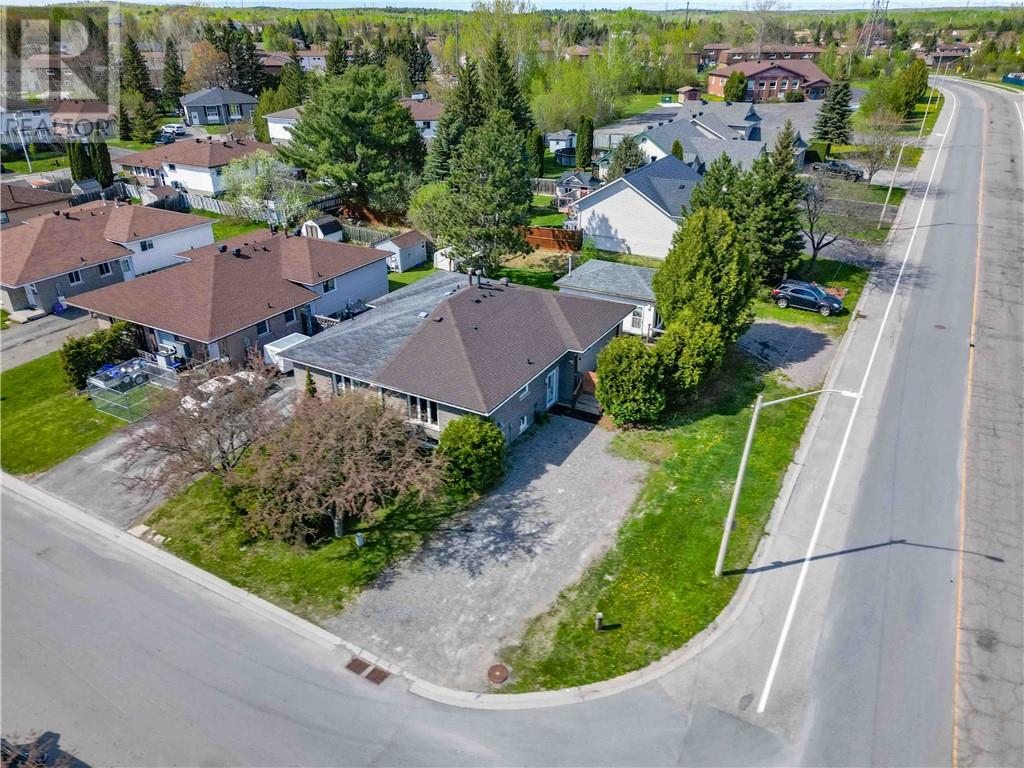 1604 Havenbrook, Sudbury, Ontario  P3A 5C7 - Photo 2 - 2122417