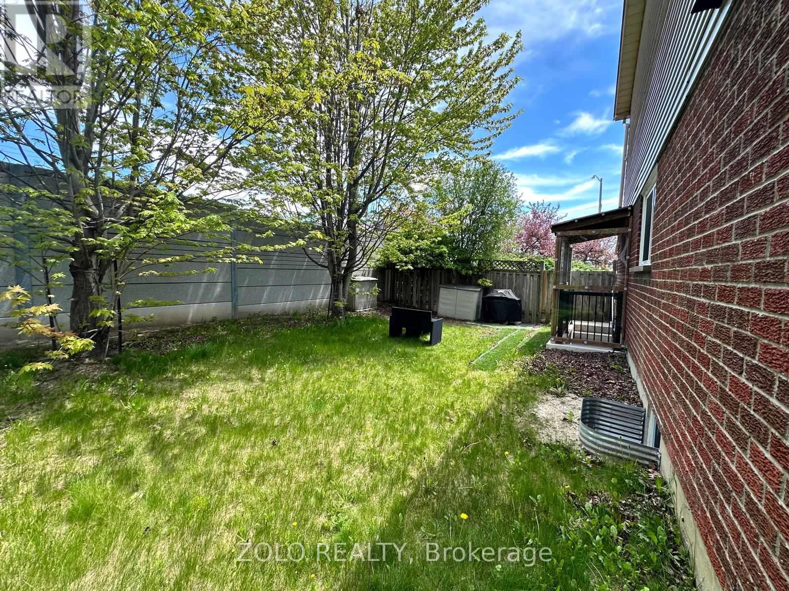 138 Mandrake Street, Ajax, Ontario  L1S 5E4 - Photo 5 - E12164420