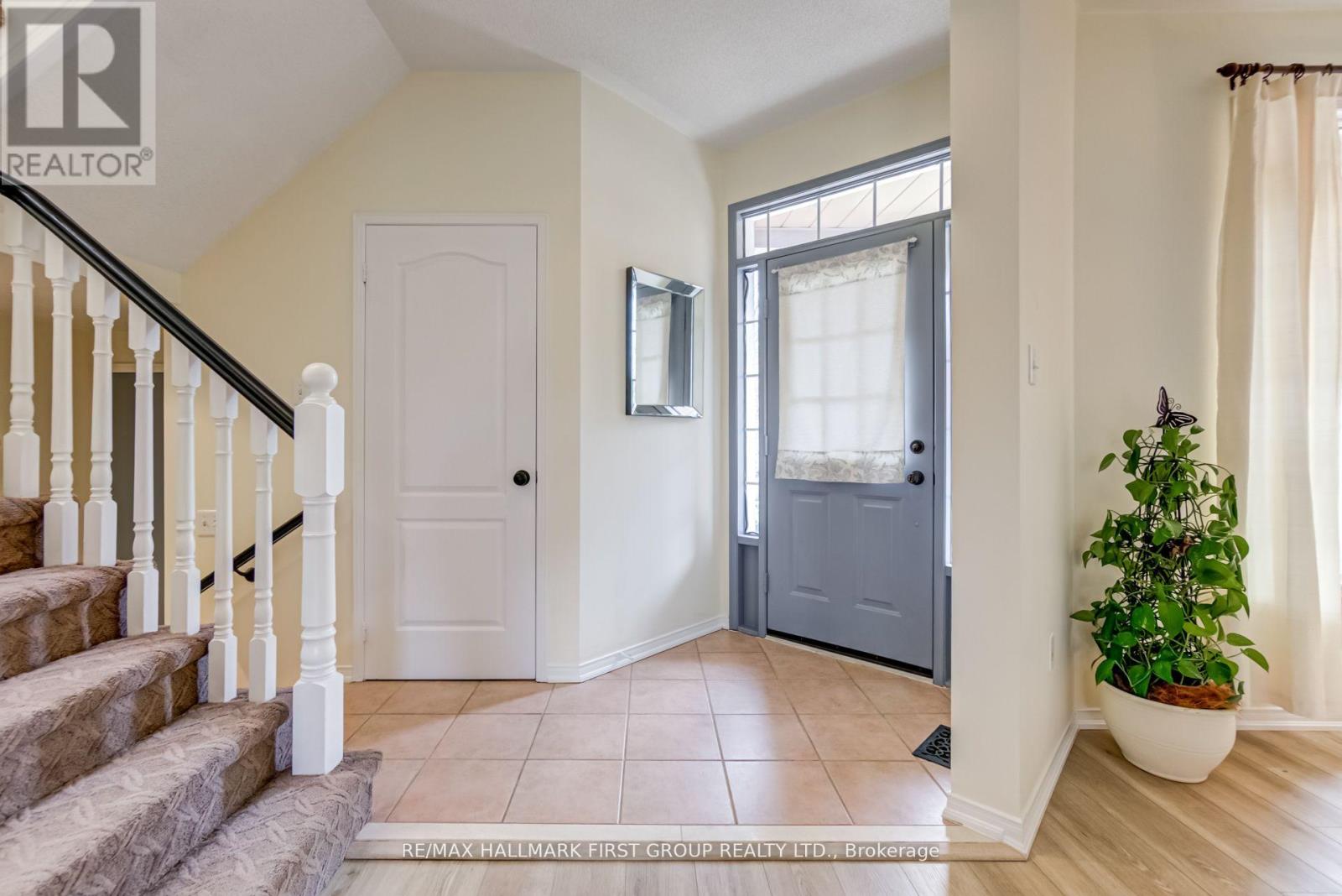 1762 Autumn Crescent, Pickering, Ontario  L1V 6X2 - Photo 5 - E12164416