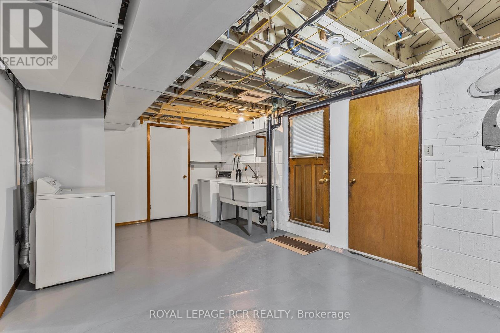 26 Ludstone Drive, Toronto, Ontario  M9R 2H9 - Photo 36 - W12164412