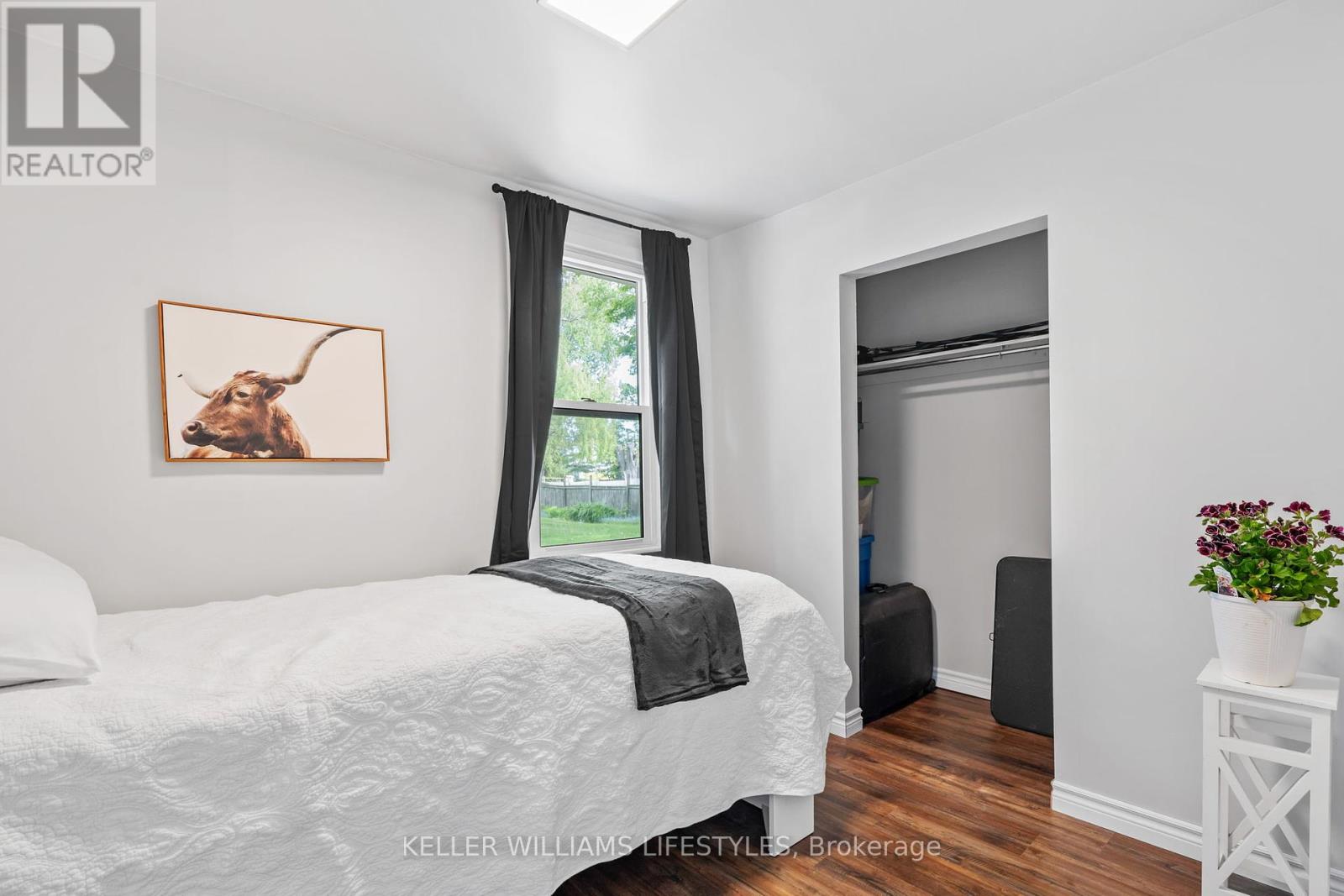 148 Mckellar Street, Southwest Middlesex, Ontario  N0L 1M0 - Photo 19 - X12164504