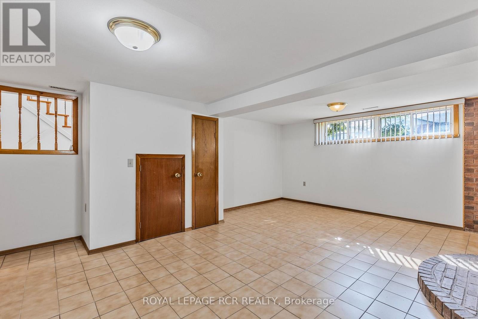 26 Ludstone Drive, Toronto, Ontario  M9R 2H9 - Photo 30 - W12164412