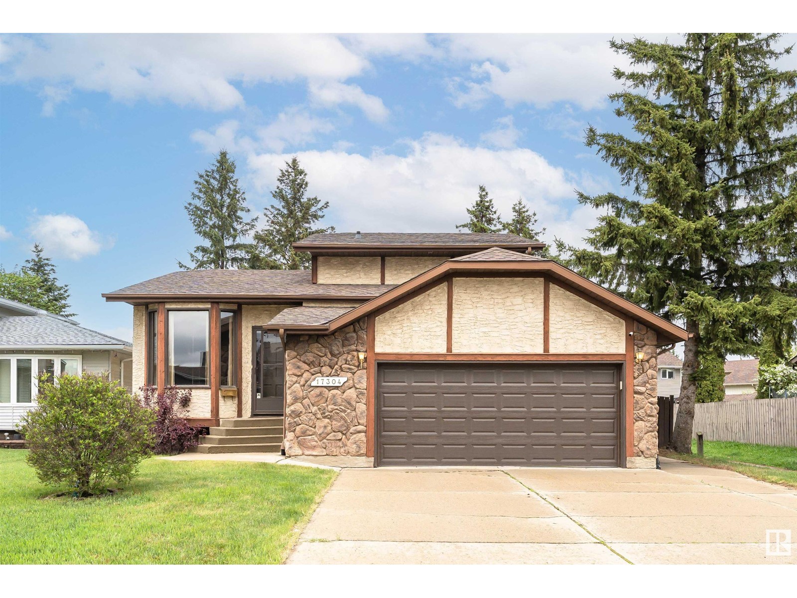 Property at 17304 92 AV NW image 1