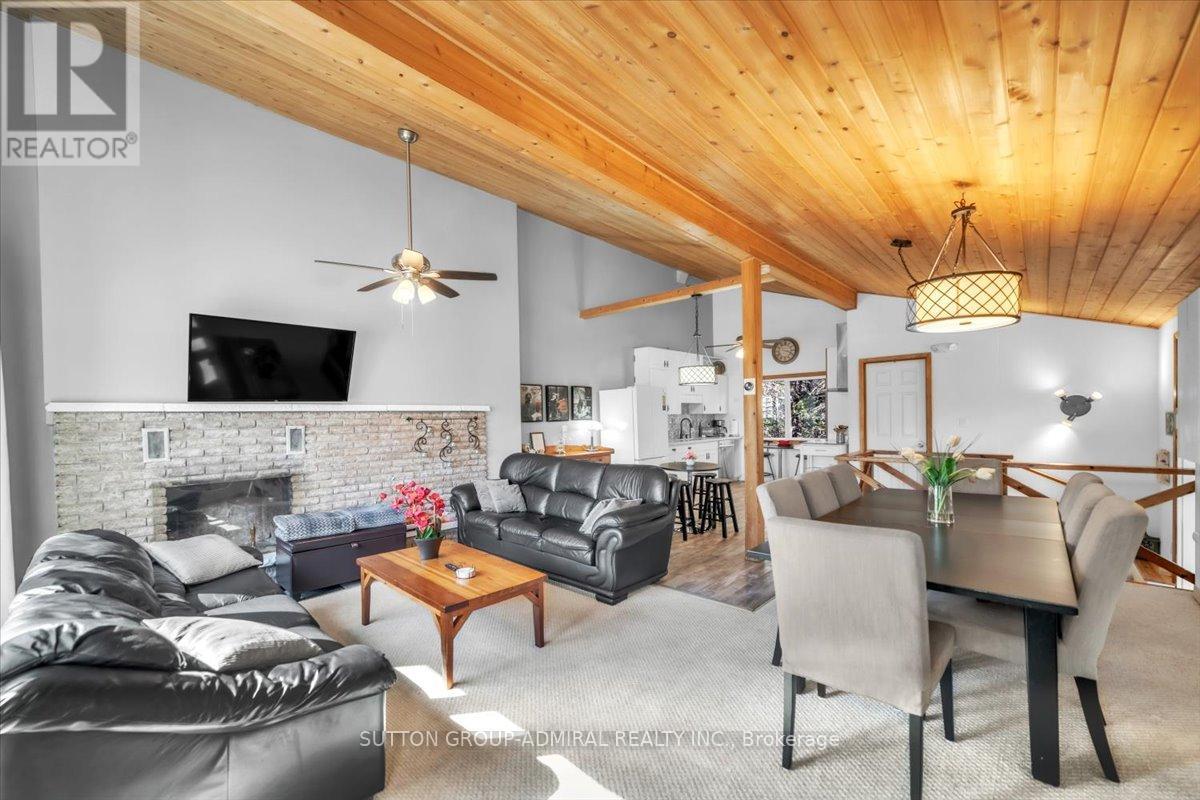 Property at 181 ARLBERG CRESCENT image 2