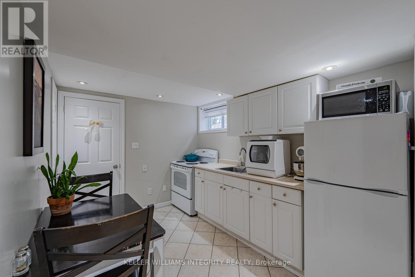 1695 Gage Crescent N, Ottawa, Ontario  K2C 0Z7 - Photo 32 - X12164435