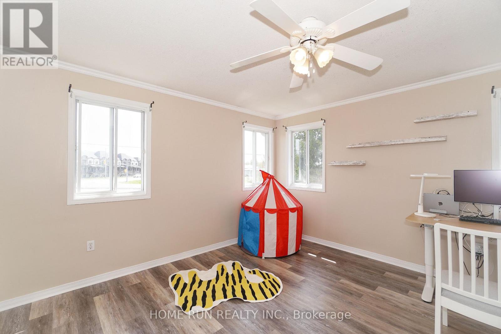 40 Crampton Drive, Carleton Place, Ontario  K7C 4P7 - Photo 15 - X12164447