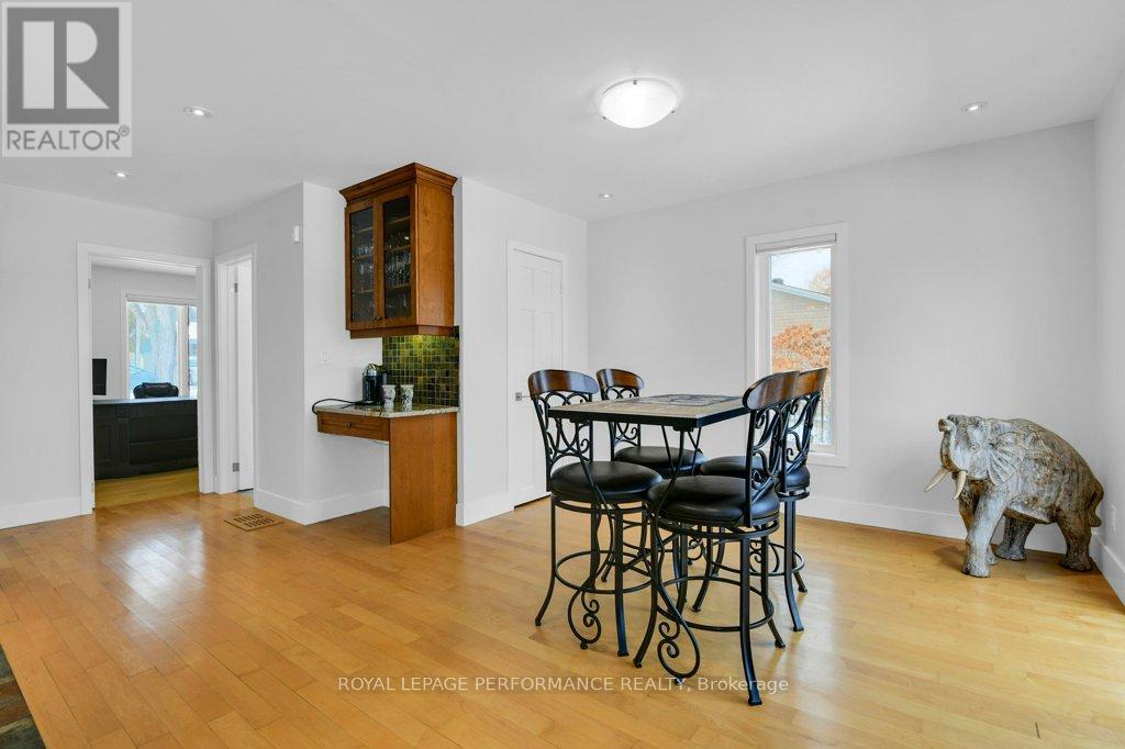 6099 James Bell Drive, Ottawa, Ontario  K4M 1B3 - Photo 14 - X12164509