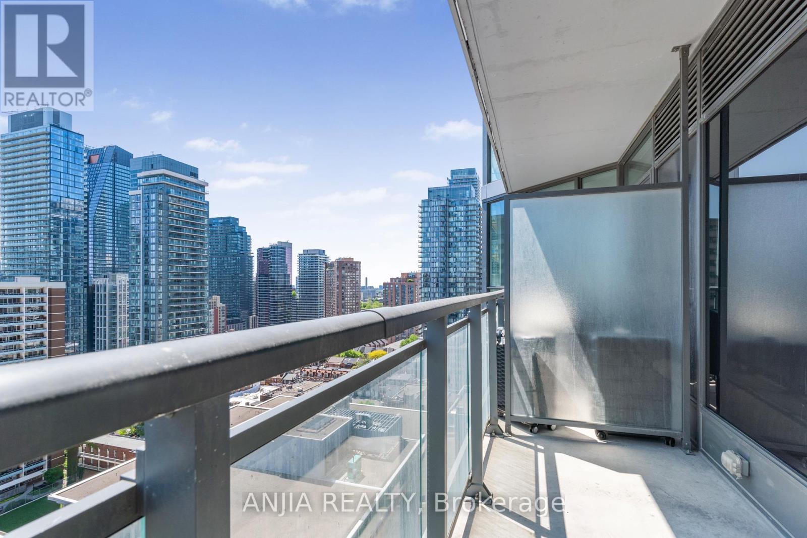 2215 - 45 Charles Street E, Toronto, Ontario  M4Y 0B8 - Photo 25 - C12164425