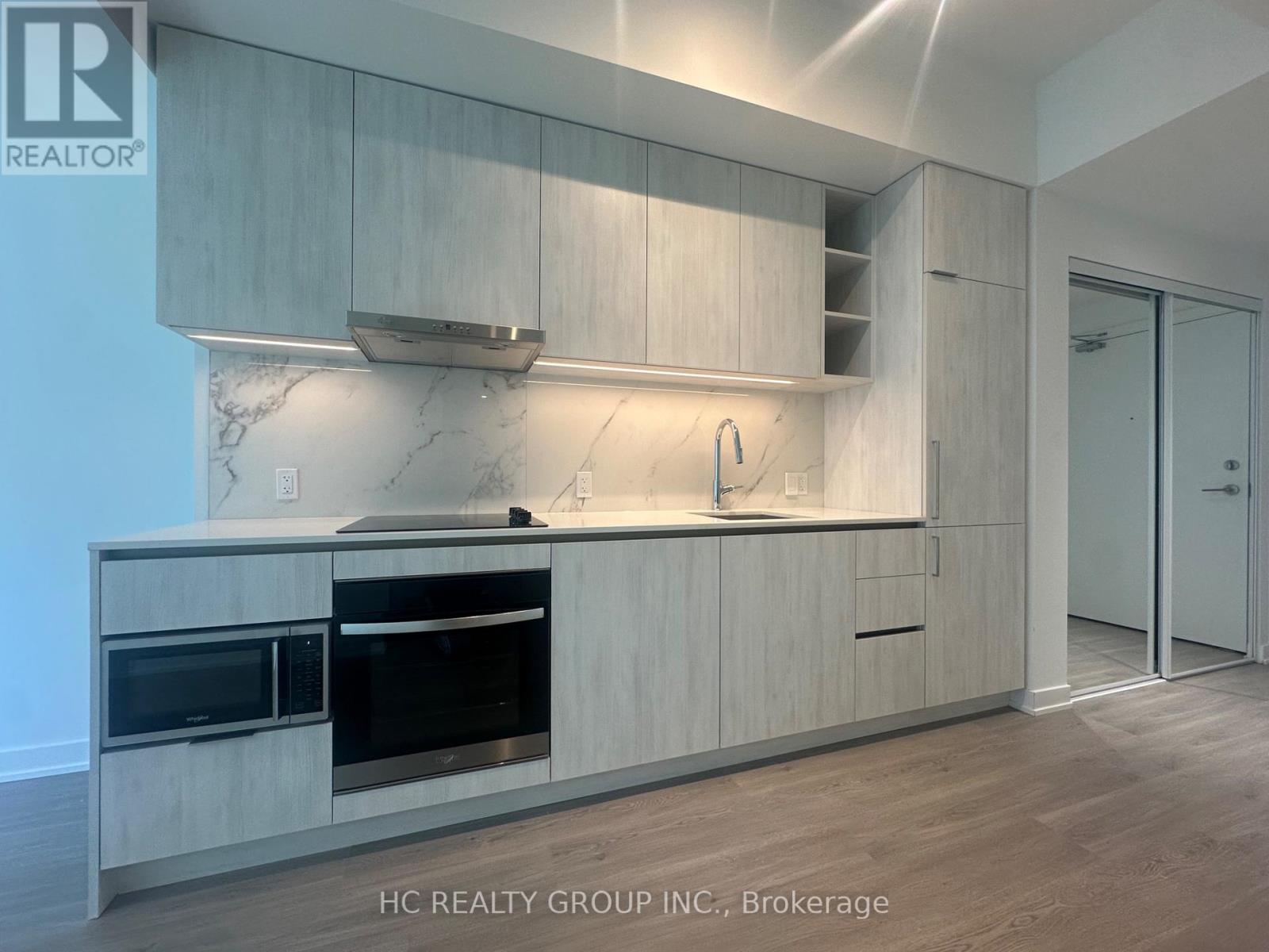 801 - 8 Wellesley Street W, Toronto, Ontario  M4Y 0J5 - Photo 6 - C12164438