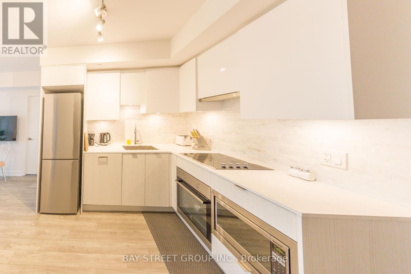 3106 - 195 Redpath Avenue, Toronto, Ontario  M4P 0E4 - Photo 4 - C12164440