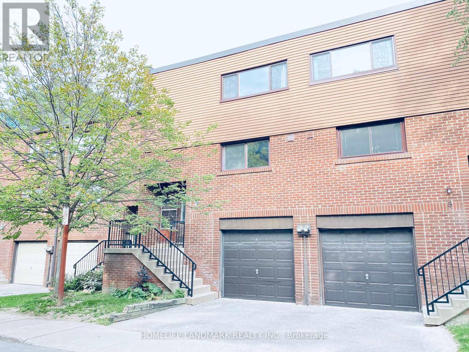 7 RYE MEADOWAY, Toronto, Ontario