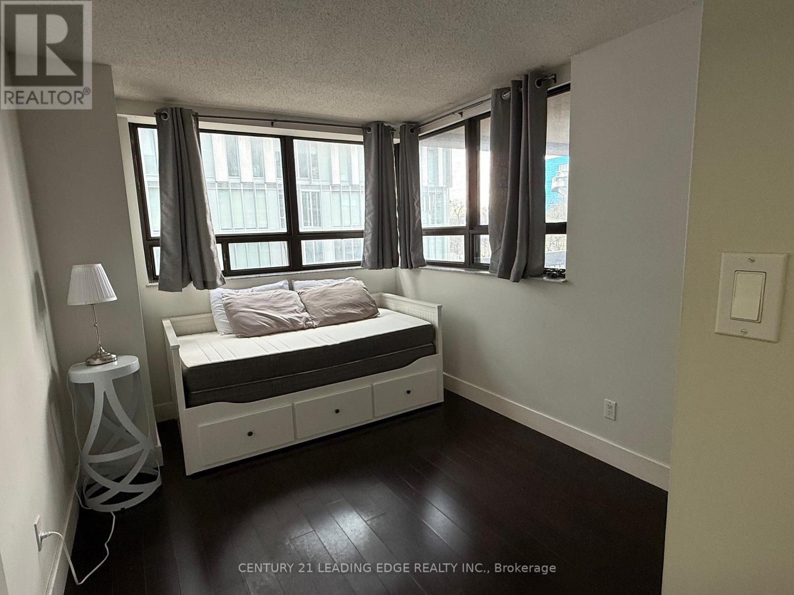460 - 49 Mccaul Street, Toronto, Ontario  M5T 1V7 - Photo 12 - C12164466