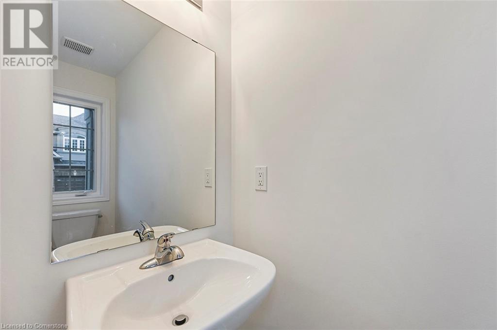46 Linden Park Lane, Hamilton, Ontario  L9A 1Y1 - Photo 4 - 40729516