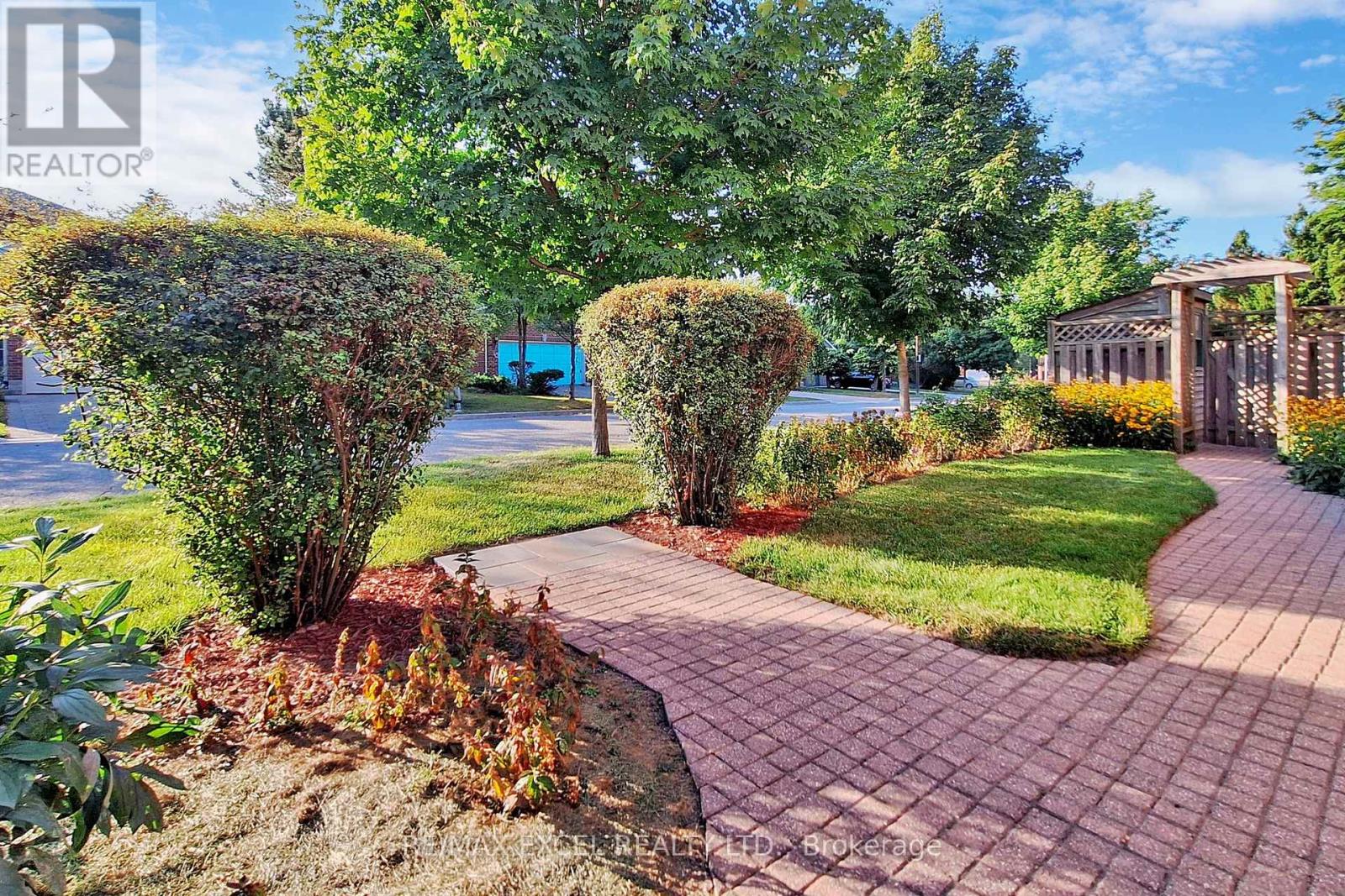 Property at 69 NADINE CRESCENT image 3