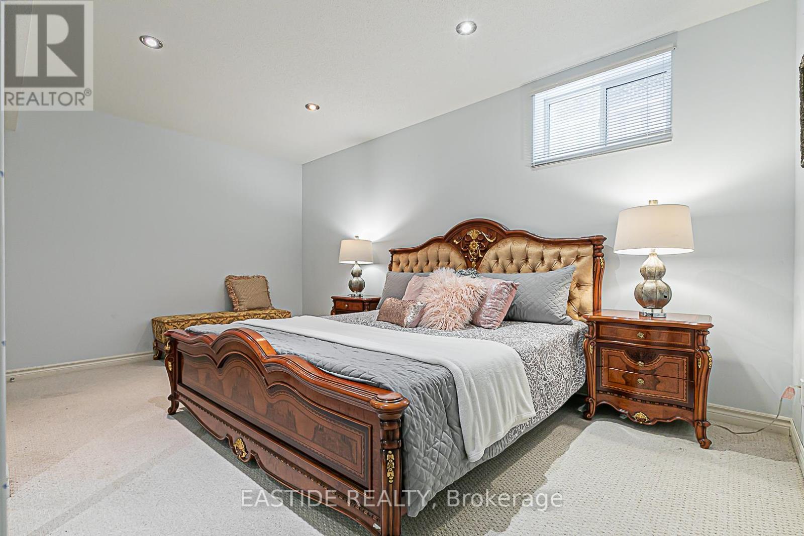 27 Brimwood Crescent, Richmond Hill, Ontario  L4B 4B6 - Photo 33 - N12164458