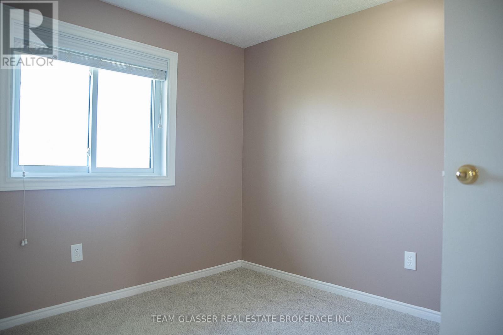 63 - 1990 Wavell Street, London East, Ontario  N5V 4N5 - Photo 34 - X12164565