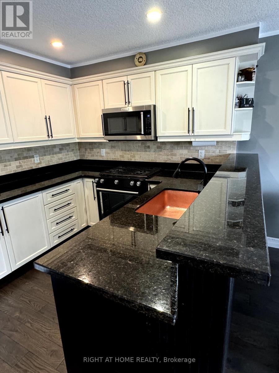 4 Avatar Place, Hamilton, Ontario  L0R 1W0 - Photo 10 - X12164499