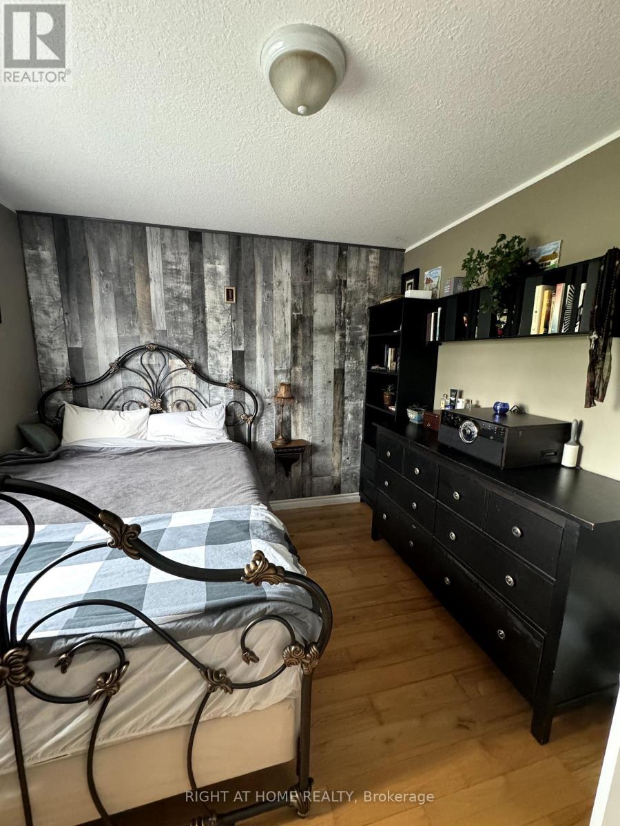 4 Avatar Place, Hamilton, Ontario  L0R 1W0 - Photo 25 - X12164499