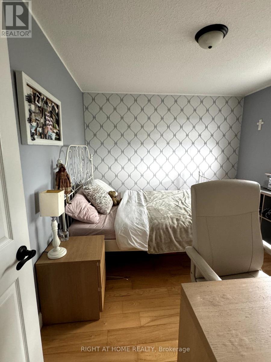 4 Avatar Place, Hamilton, Ontario  L0R 1W0 - Photo 26 - X12164499
