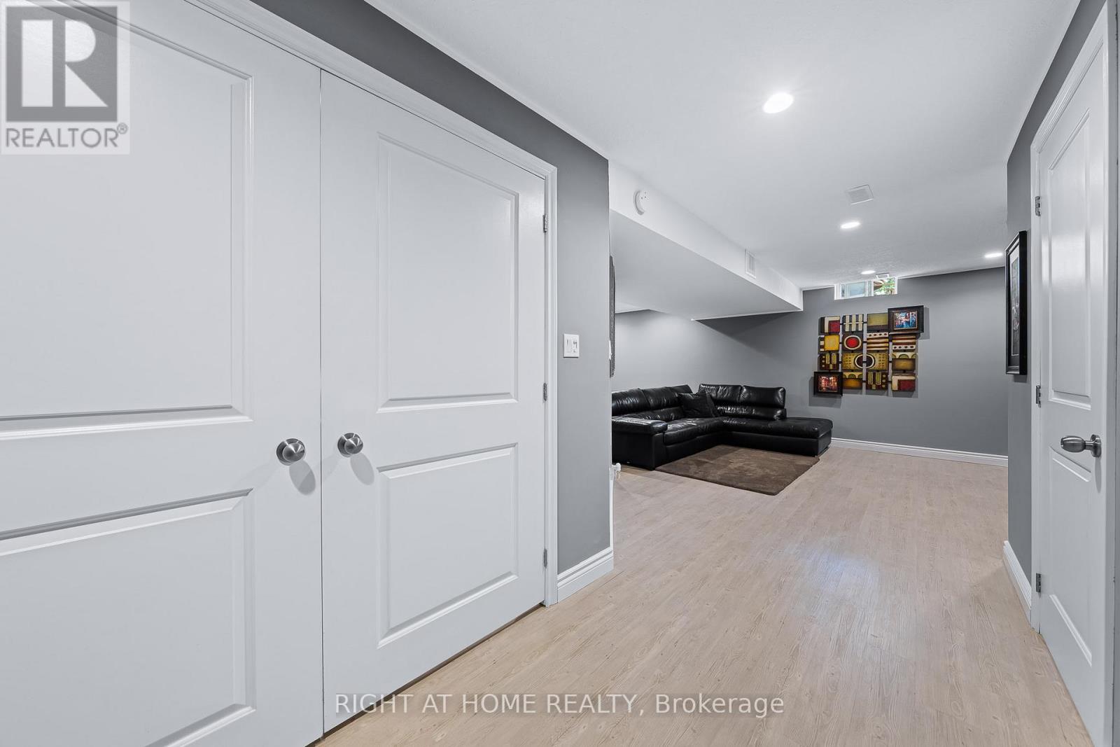 4 Avatar Place, Hamilton, Ontario  L0R 1W0 - Photo 29 - X12164499
