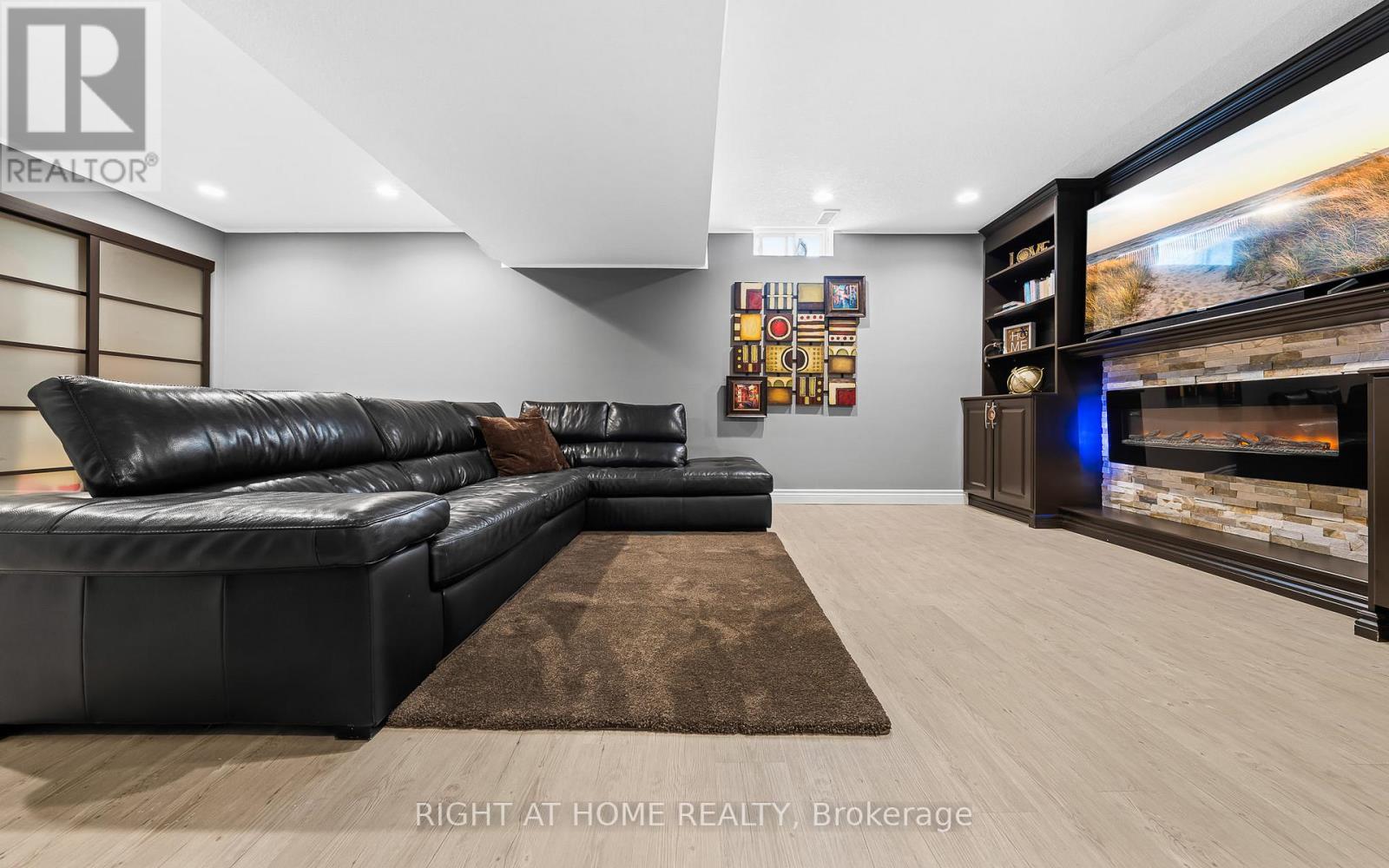 4 Avatar Place, Hamilton, Ontario  L0R 1W0 - Photo 30 - X12164499
