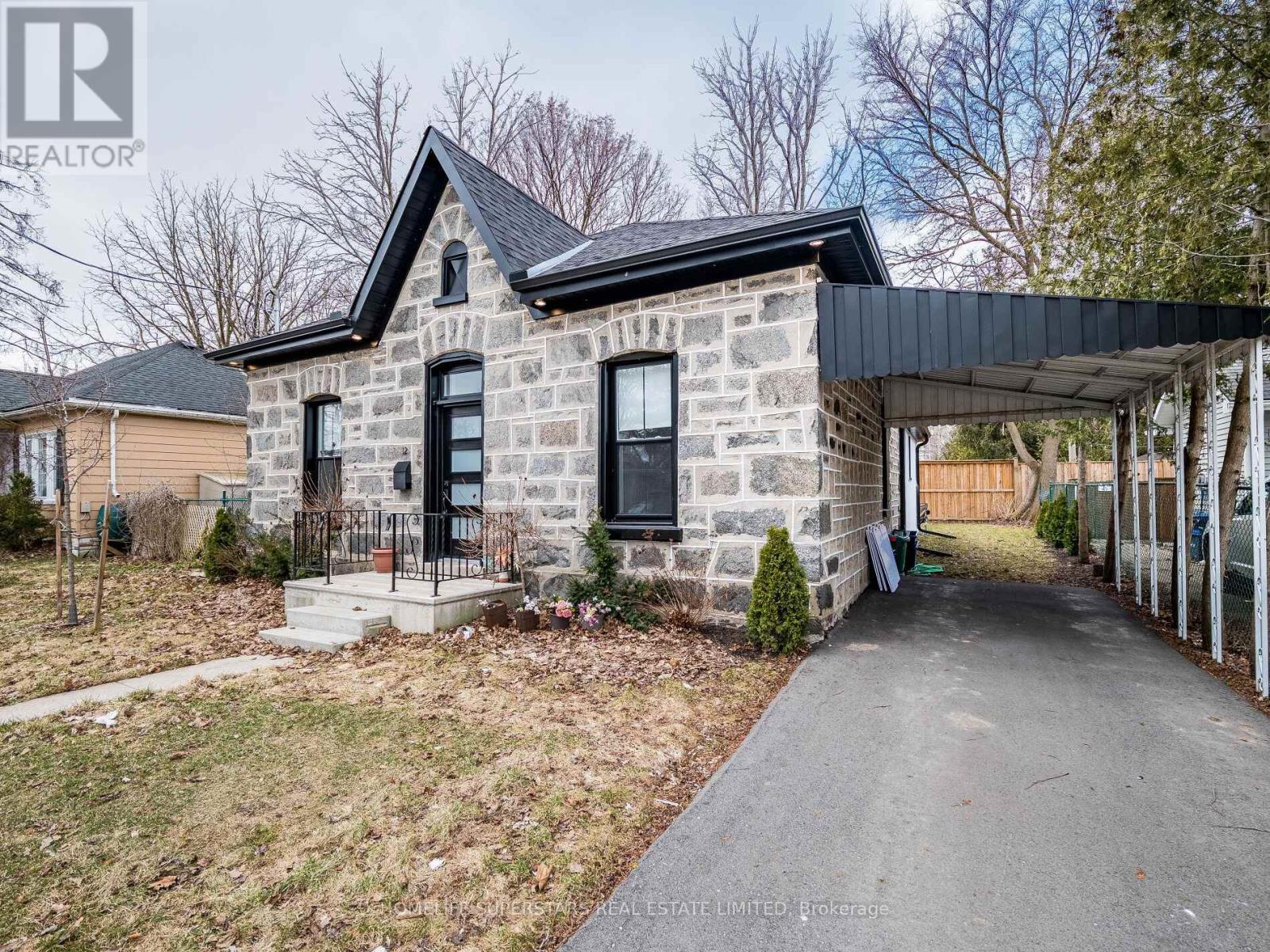 Property at 12 YORK PLACE image 1